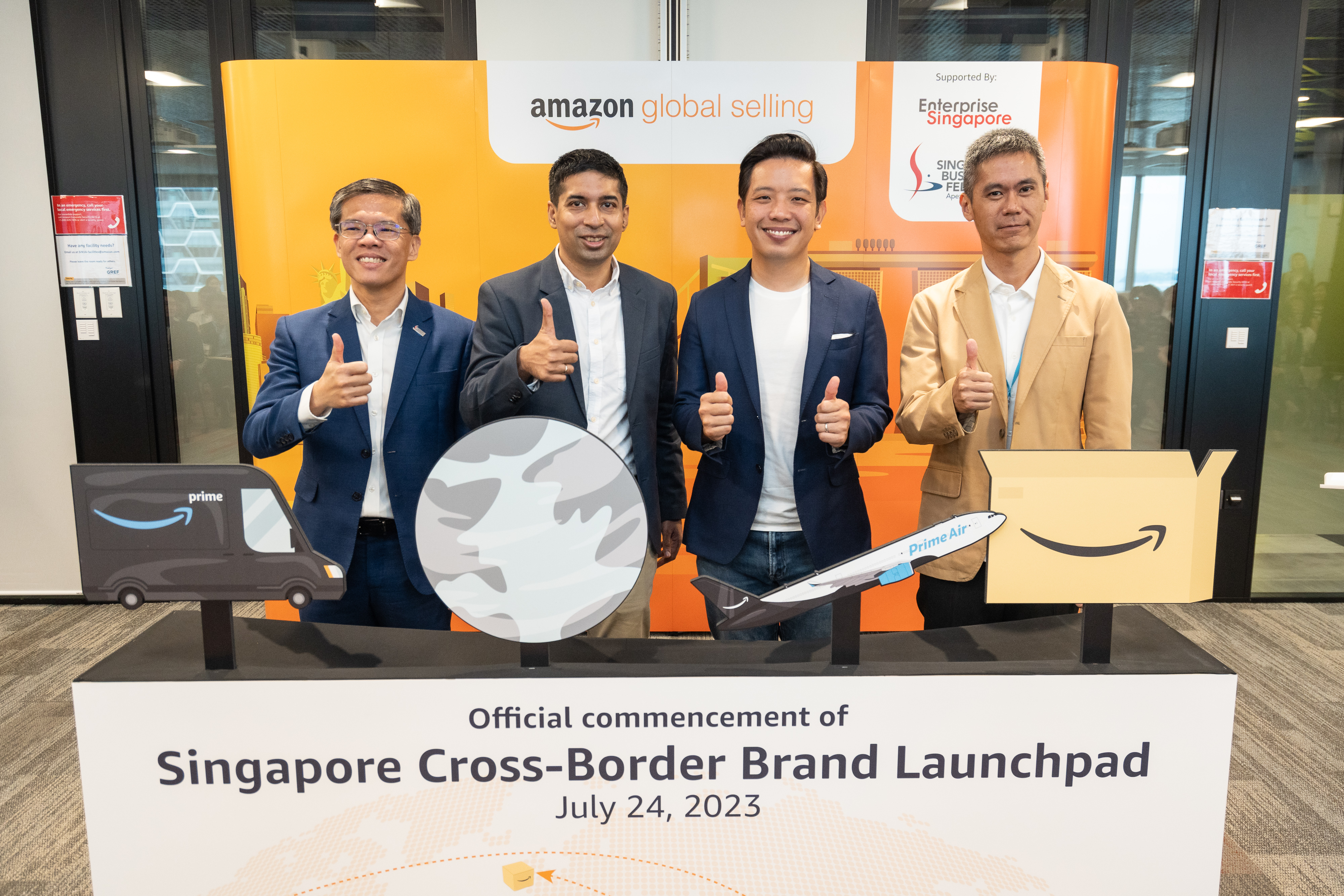 (L-R) Image of Kok Ping Soon, CEO of Singapore Business Federation; Anand Palit, Head of Amazon Global Selling, Southeast Asia; Alvin Tan, Minister of State for Trade and Industry and Soh Leng Wan