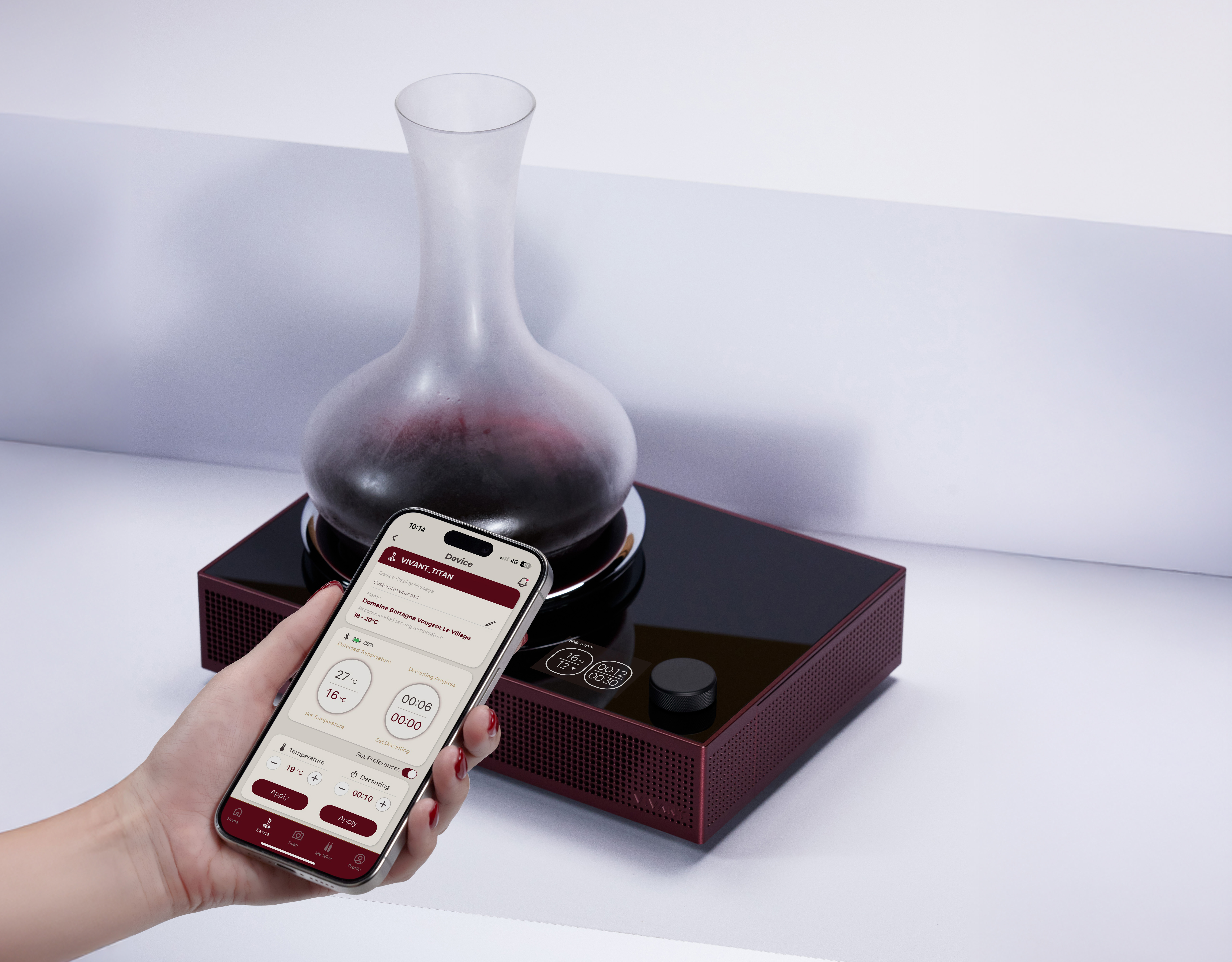 The new VIVANT Wine app pairs with the flagship TITAN Portable Electronic Decanter Chiller