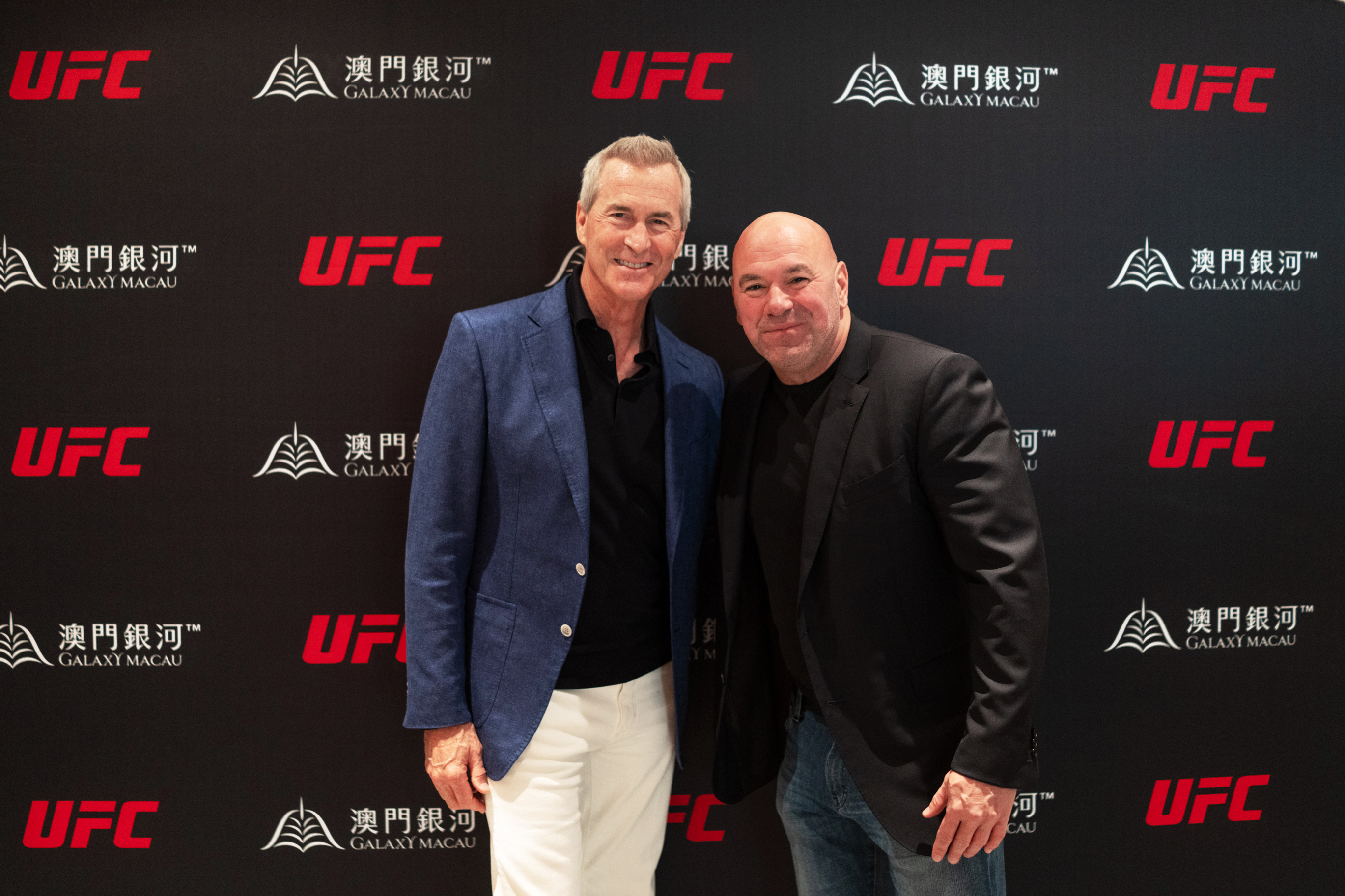 Galaxy Macau and UFC have formed a strategic partnership to stage three UFC FIGHT NIGHT® events over four years, beginning in 2026. The collaboration will enhance Macau’s appeal as a destination while promoting the integration of sports and tourism in the city. (From right) Mr. Dana White, UFC CEO and President, and Mr. Kevin Kelley, Chief Operating Officer – Macau of Galaxy Entertainment Group, celebrated the reaching of the agreement.