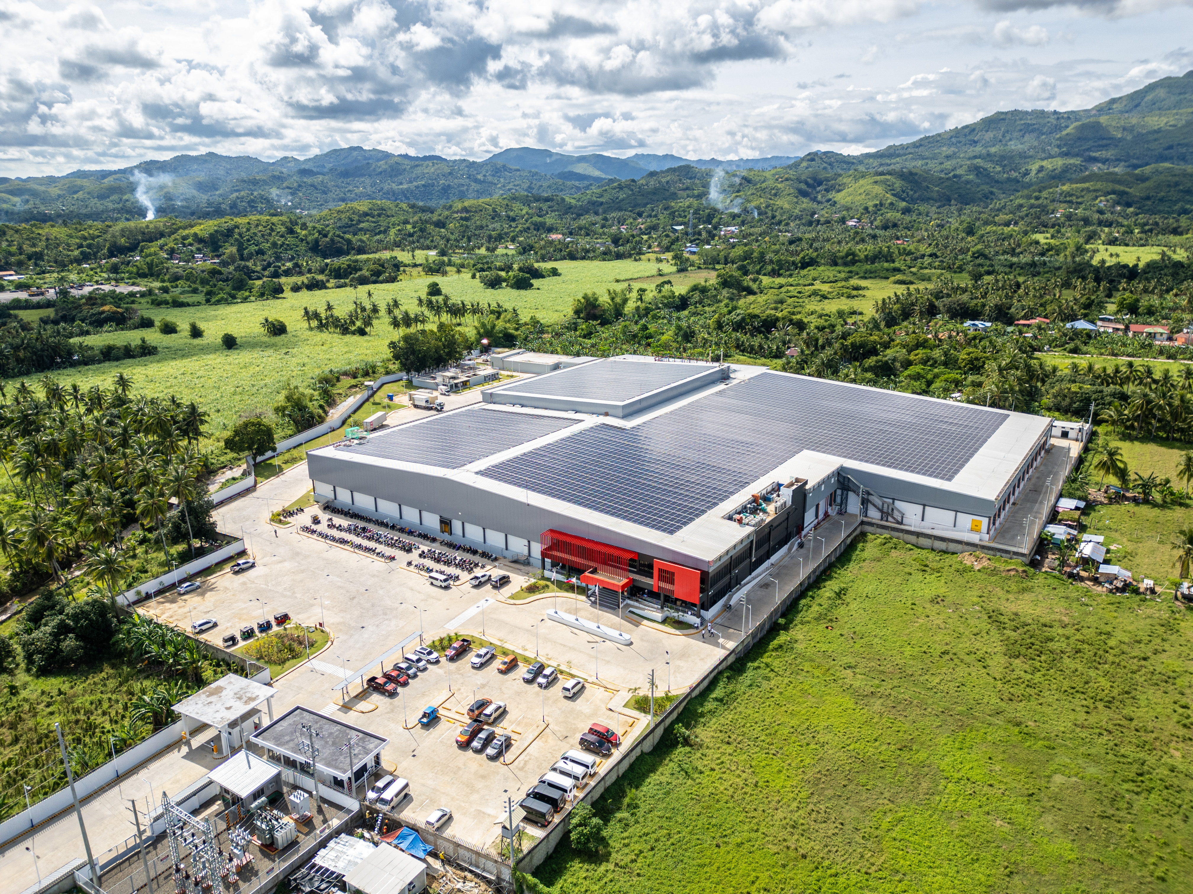 Jollibee Group officially inaugurates its largest, state-of-the-art commissary in Cebu, Philippines, strengthening its Visayas and Mindanao operations, supporting multiple brands, creating jobs, and advancing sustainable growth across the country.