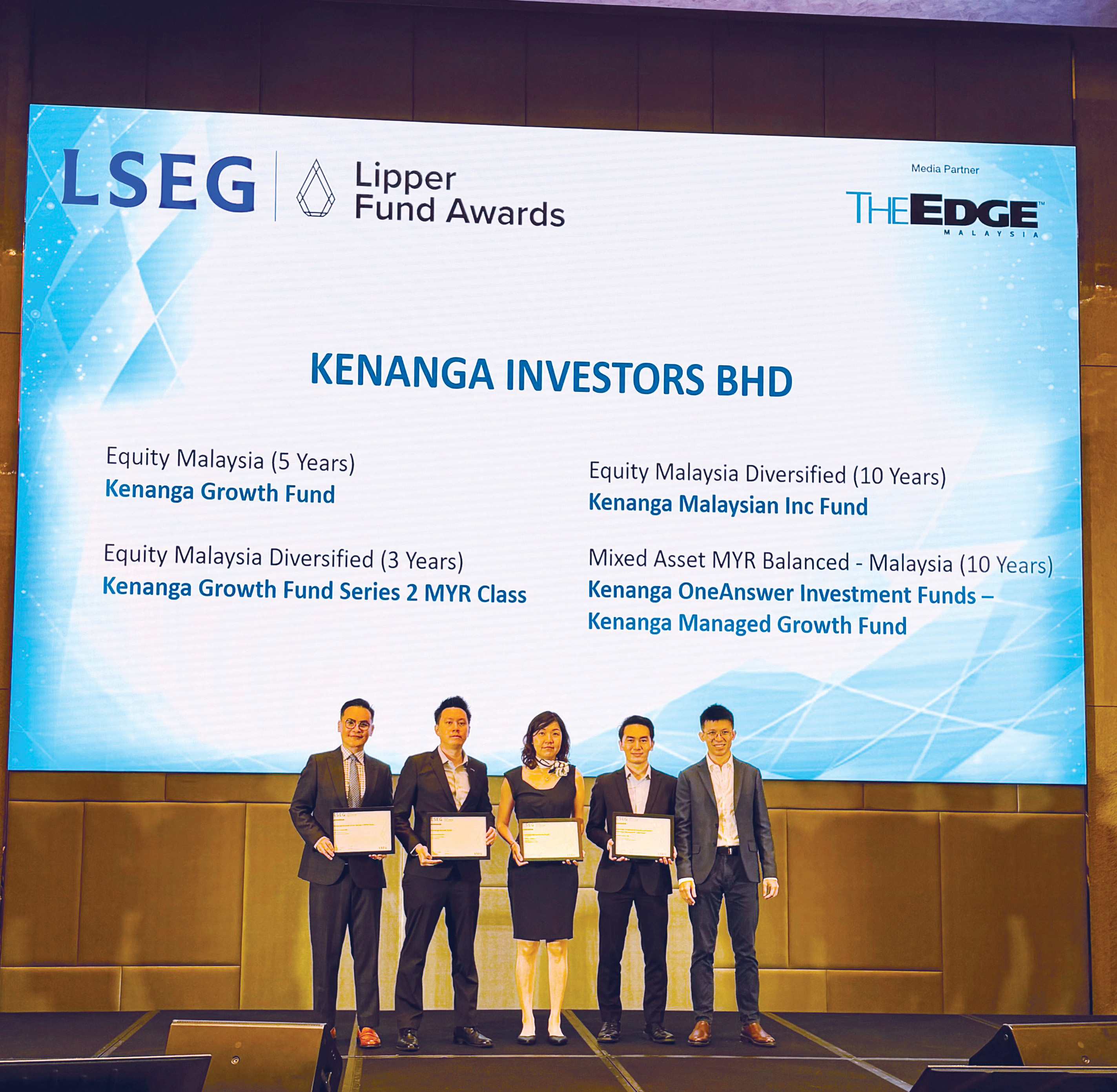 Xav Feng, Asia Pacific Research director, LSEG Lipper, Christopher Kok, Head of Equities, Kenanga Investors Berhad, Lee Sook Yee, Chief Investment Officer, Mohd Faiz Hamsidi, Fixed Income Fund Manager, and Kuek Ser Kwang Zhe, Wealth editor, The Edge Malaysia.